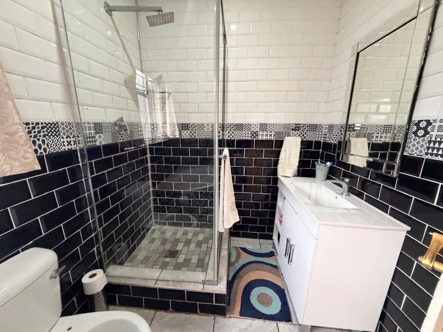 3 Bedroom Property for Sale in La Hoff North West